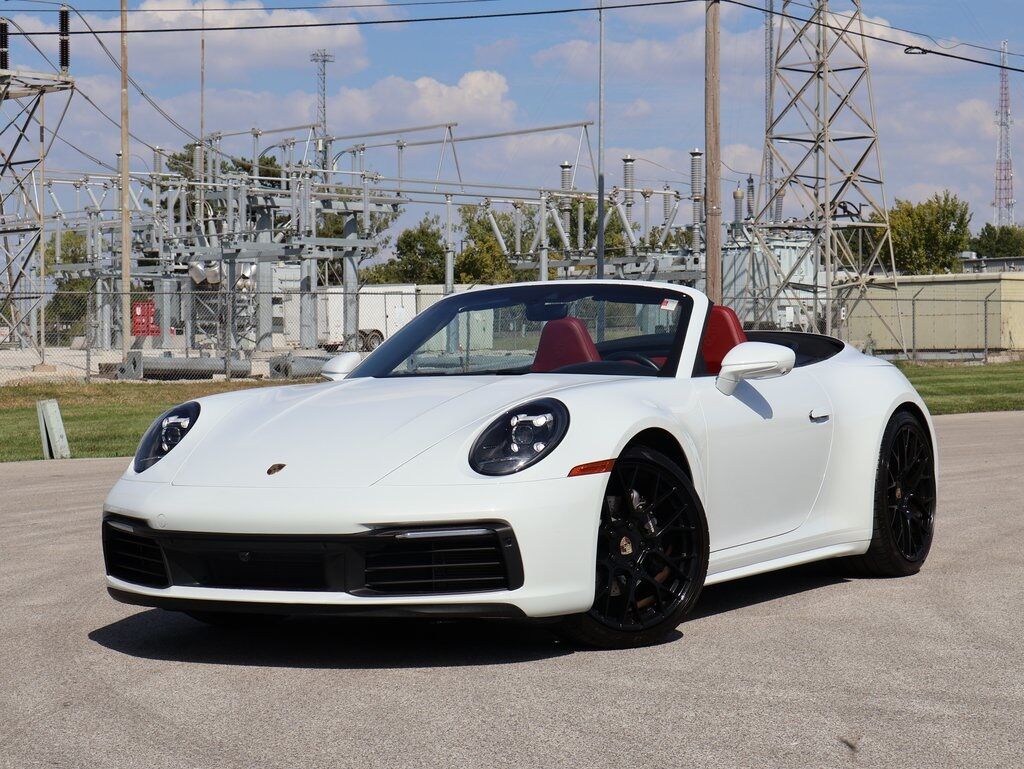 2020 Porsche 911 Carrera