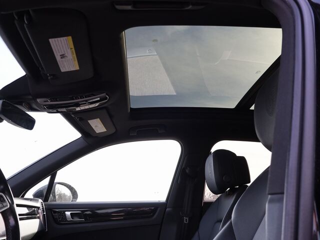 2020 Porsche Cayenne  Oshkosh WI