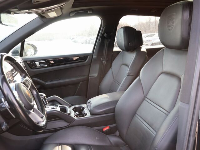 2020 Porsche Cayenne  Oshkosh WI