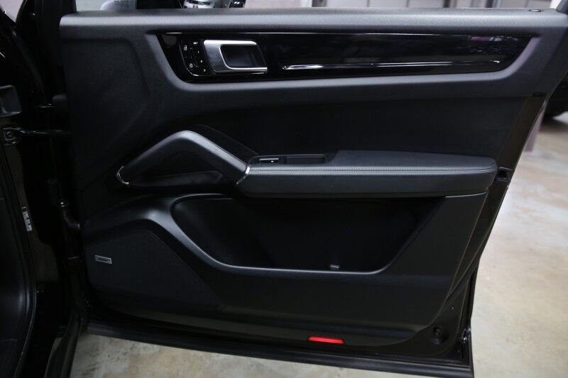 2020 Porsche Cayenne Plainview NY