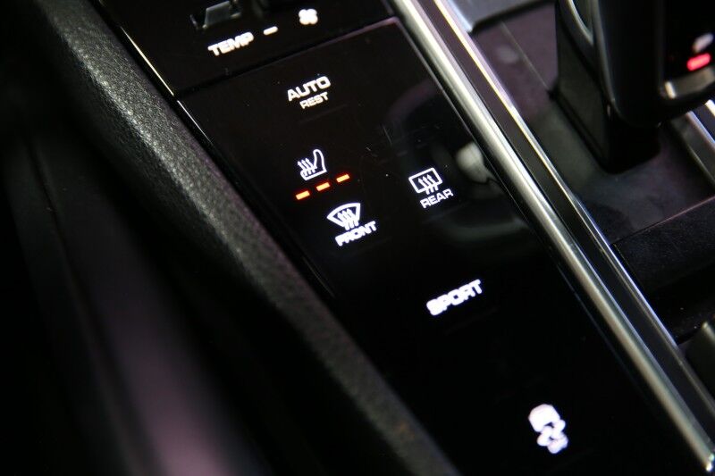 2020 Porsche Cayenne Plainview NY