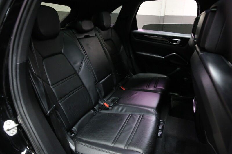 2020 Porsche Cayenne Plainview NY