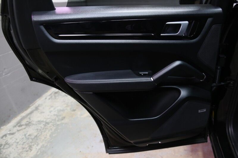2020 Porsche Cayenne Plainview NY