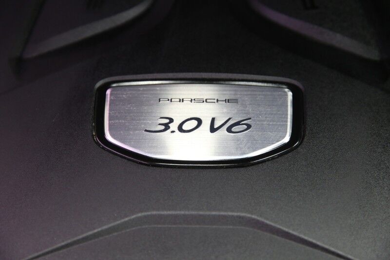 2020 Porsche Cayenne Plainview NY