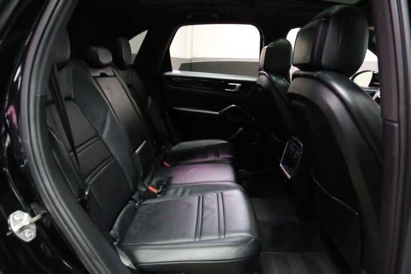 2020 Porsche Cayenne Plainview NY