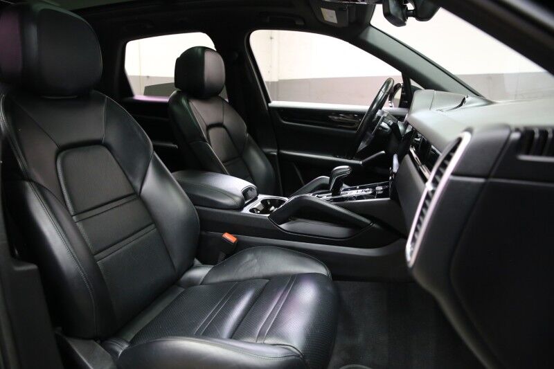 2020 Porsche Cayenne Plainview NY