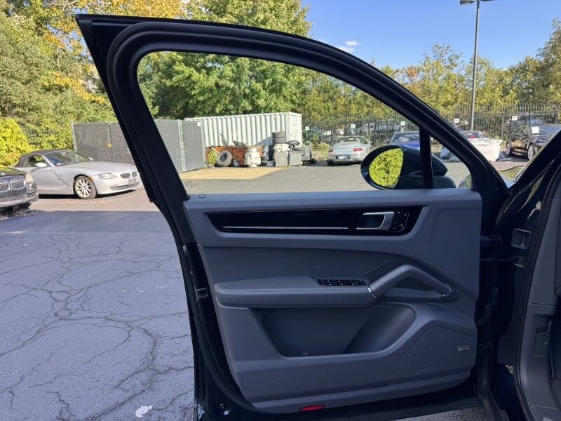 2020 Porsche Cayenne Willow Grove PA