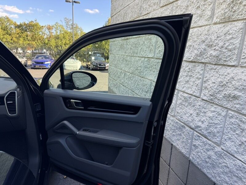 2020 Porsche Cayenne Willow Grove PA