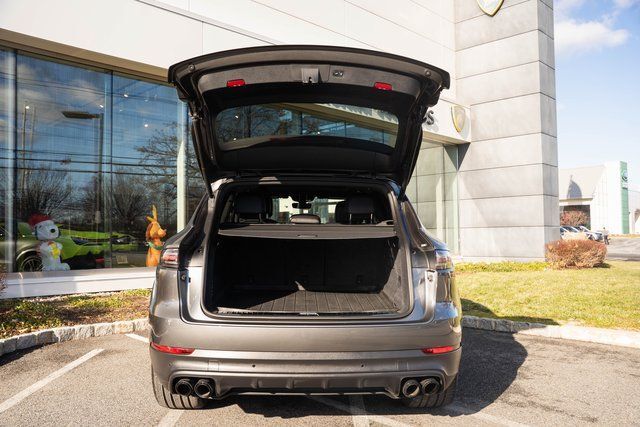 2020 Porsche Cayenne Base Paramus NJ