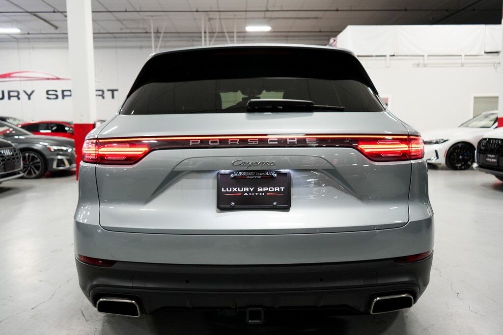 2020 Porsche Cayenne Base photo 5