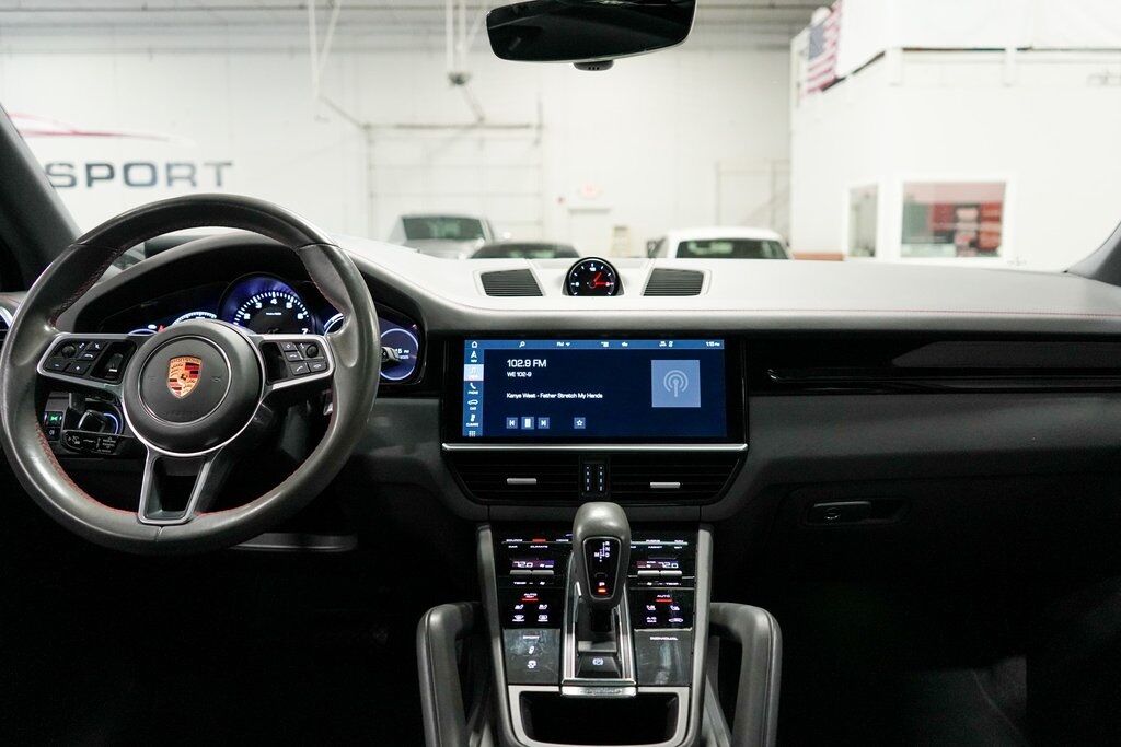 2020 Porsche Cayenne Base photo 12
