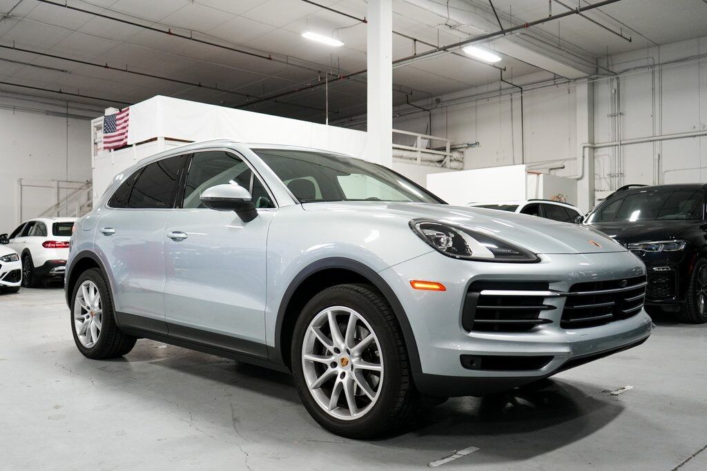 2020 Porsche Cayenne Base photo 8