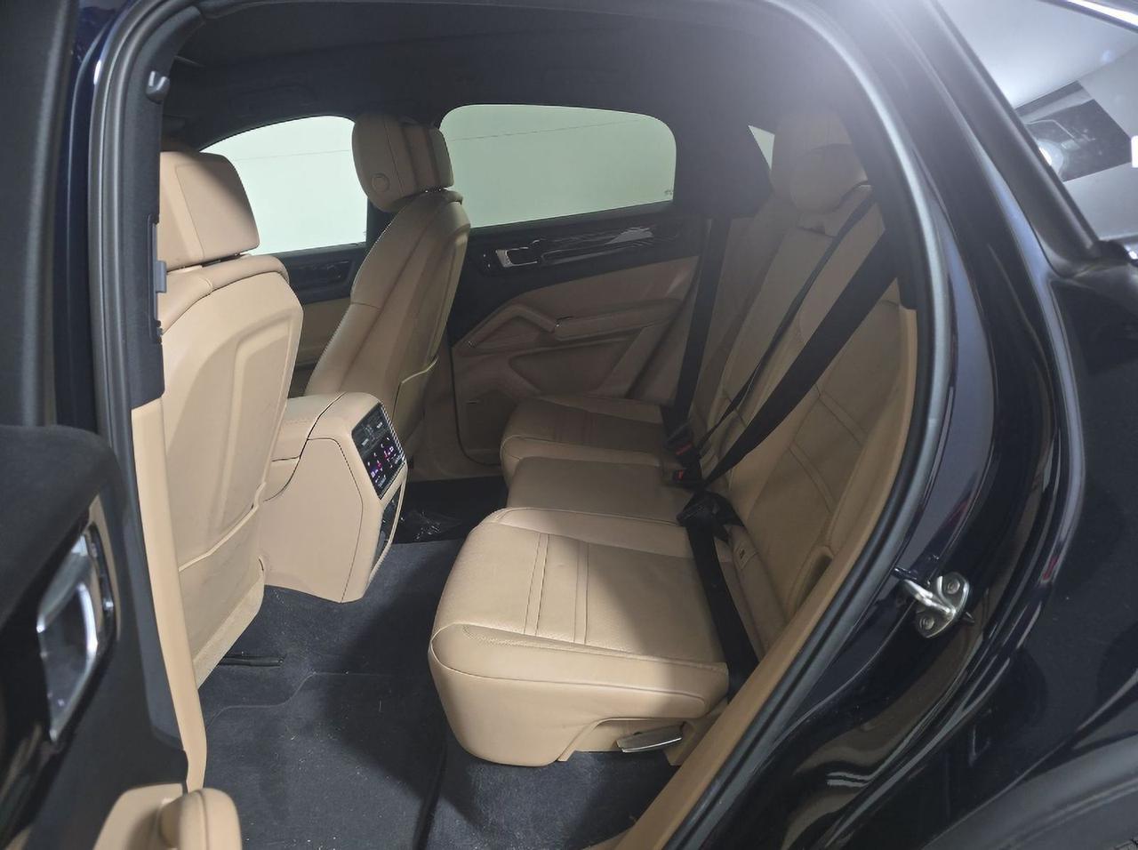 2020 Porsche Cayenne Coupe Base Gladstone OR