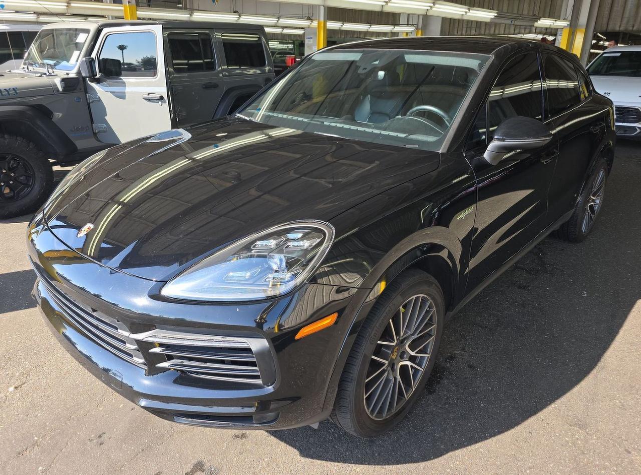 2020 Porsche Cayenne E-Hybrid Coupe
