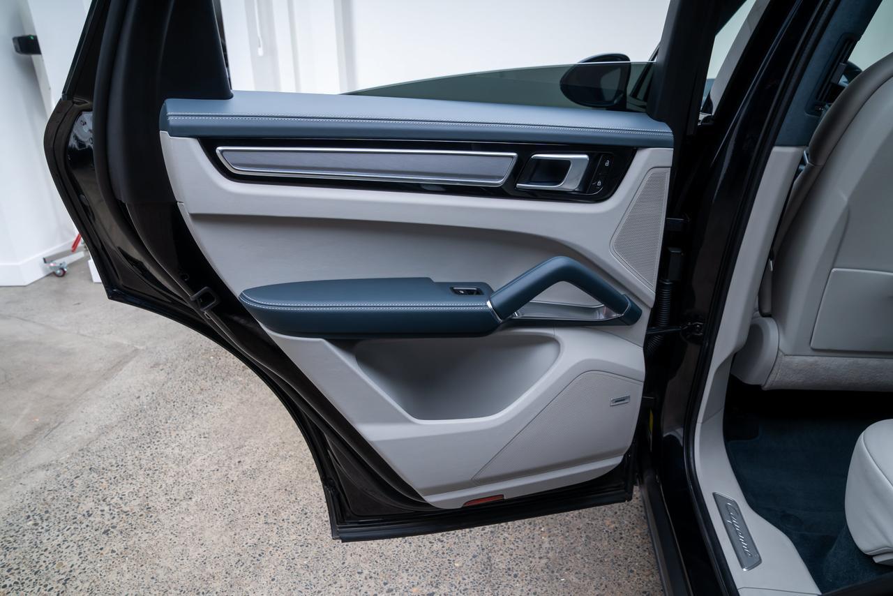 2020 Porsche Cayenne E-Hybrid Coupe Turbo S Premium Package Plus / Rear Axle Steering Portland OR