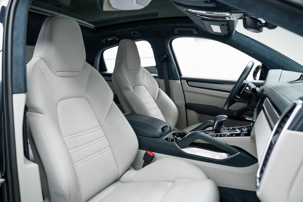 2020 Porsche Cayenne E-Hybrid Coupe Turbo S Sport Exhaust Rear Axle Steer Portland OR