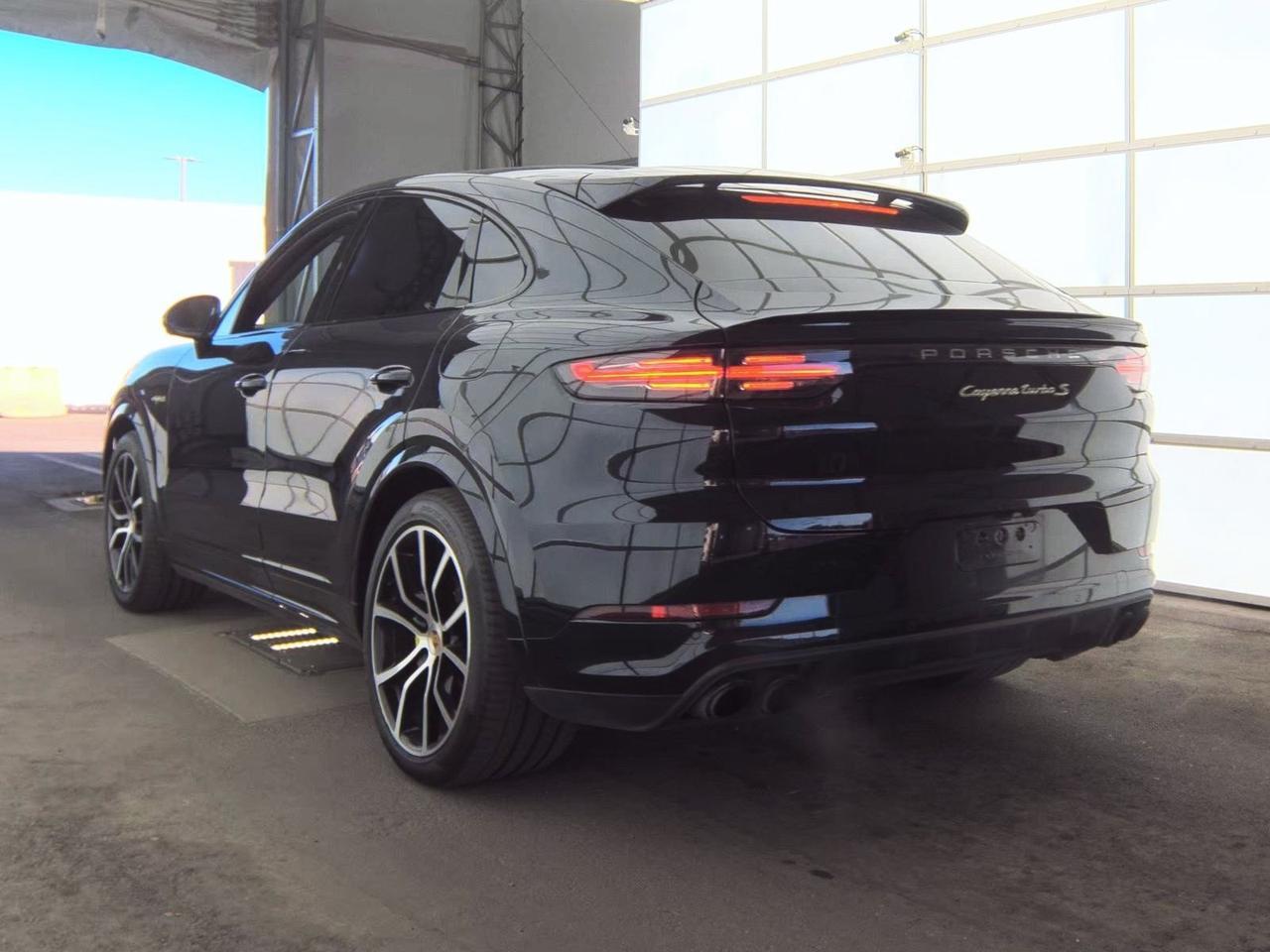 2020 Porsche Cayenne E-Hybrid Coupe Turbo S Sport Exhaust Rear Axle Steer Portland OR