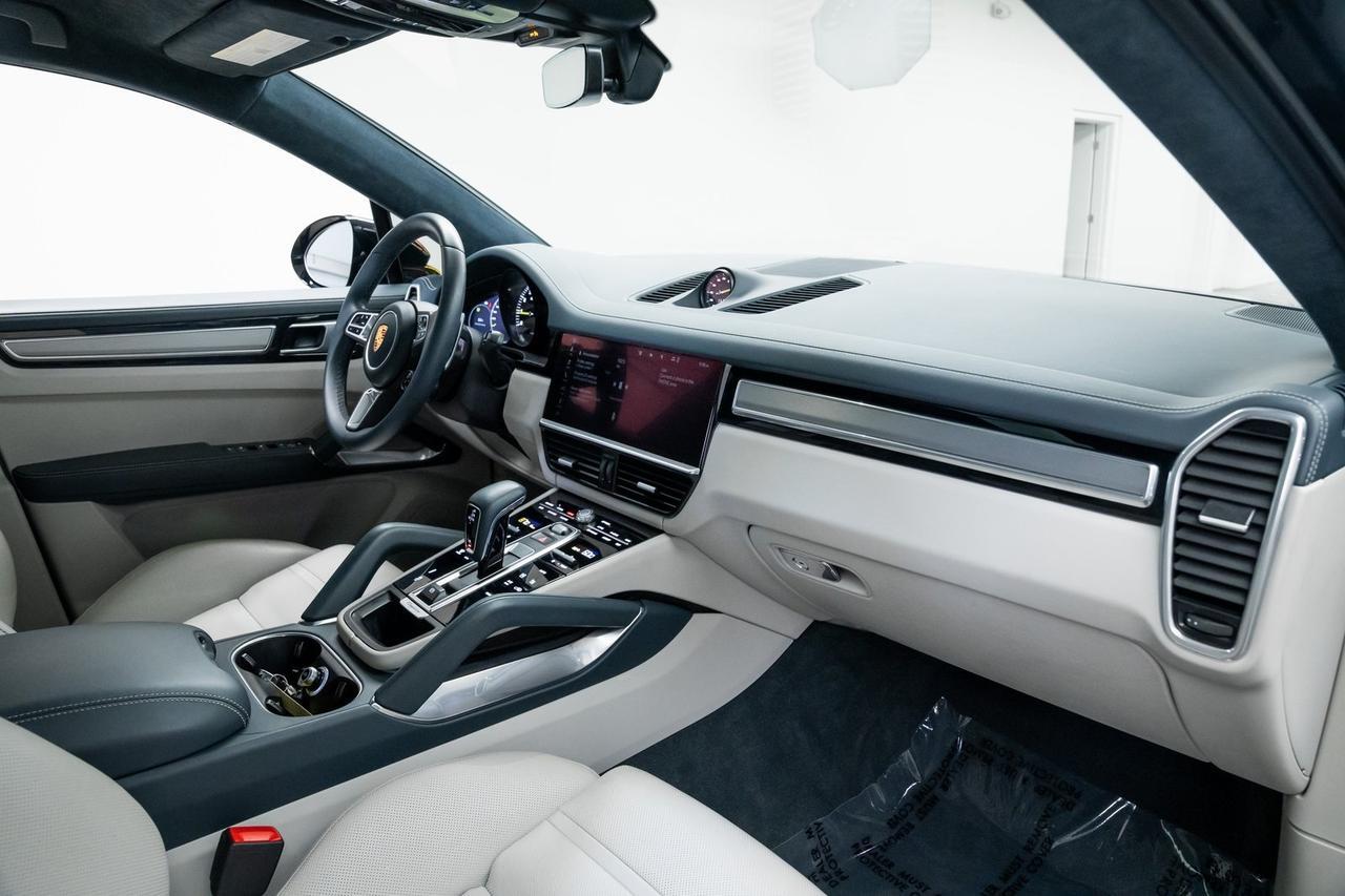 2020 Porsche Cayenne E-Hybrid Coupe Turbo S Sport Exhaust Rear Axle Steer Portland OR