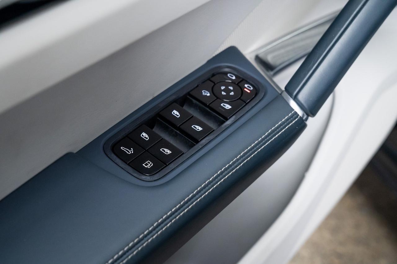 2020 Porsche Cayenne E-Hybrid Coupe Turbo S Sport Exhaust Rear Axle Steer Portland OR