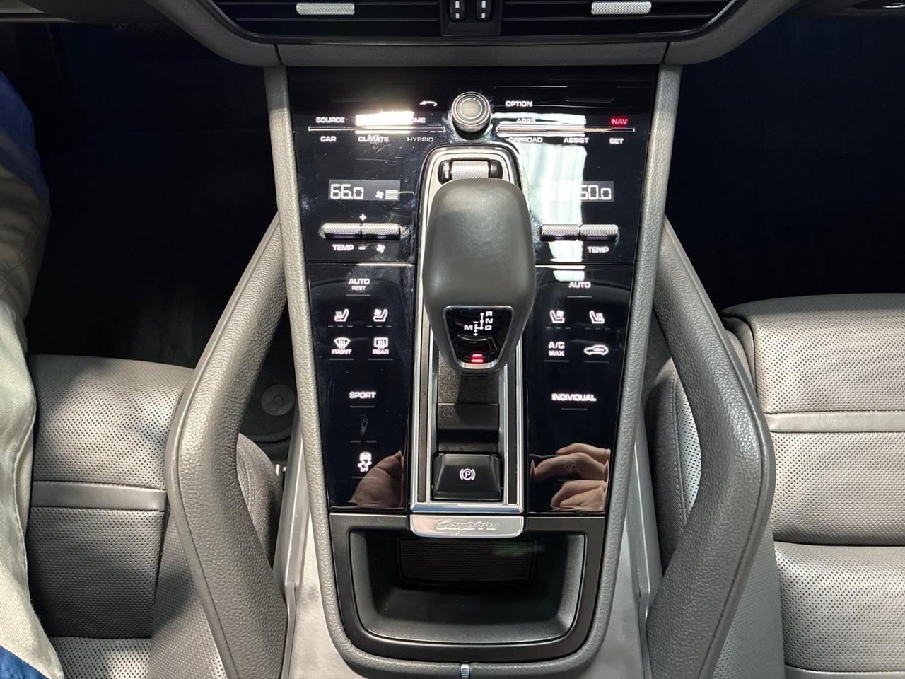 2020 Porsche Cayenne Premium Pkg Plus, Heated Steering Wheel, 21in RS Spyder Wheels, Trailer Hitch Houston TX