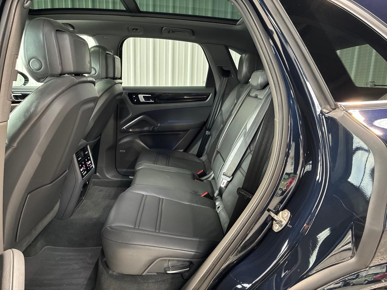 2020 Porsche Cayenne Premium Pkg Plus, Heated Steering Wheel, 21in RS Spyder Wheels, Trailer Hitch Houston TX