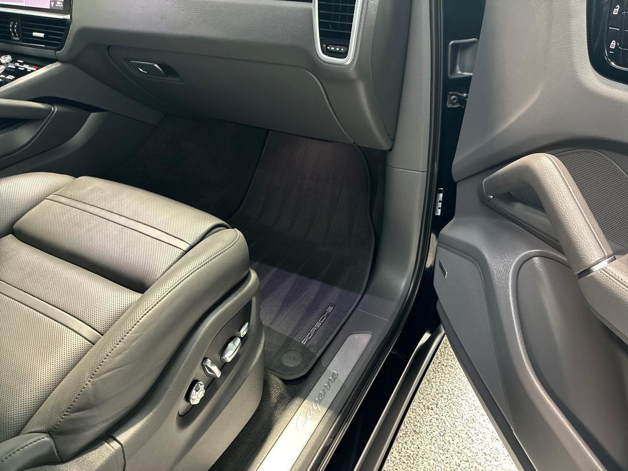 2020 Porsche Cayenne Premium Pkg Plus, Heated Steering Wheel, 21in RS Spyder Wheels, Trailer Hitch Houston TX