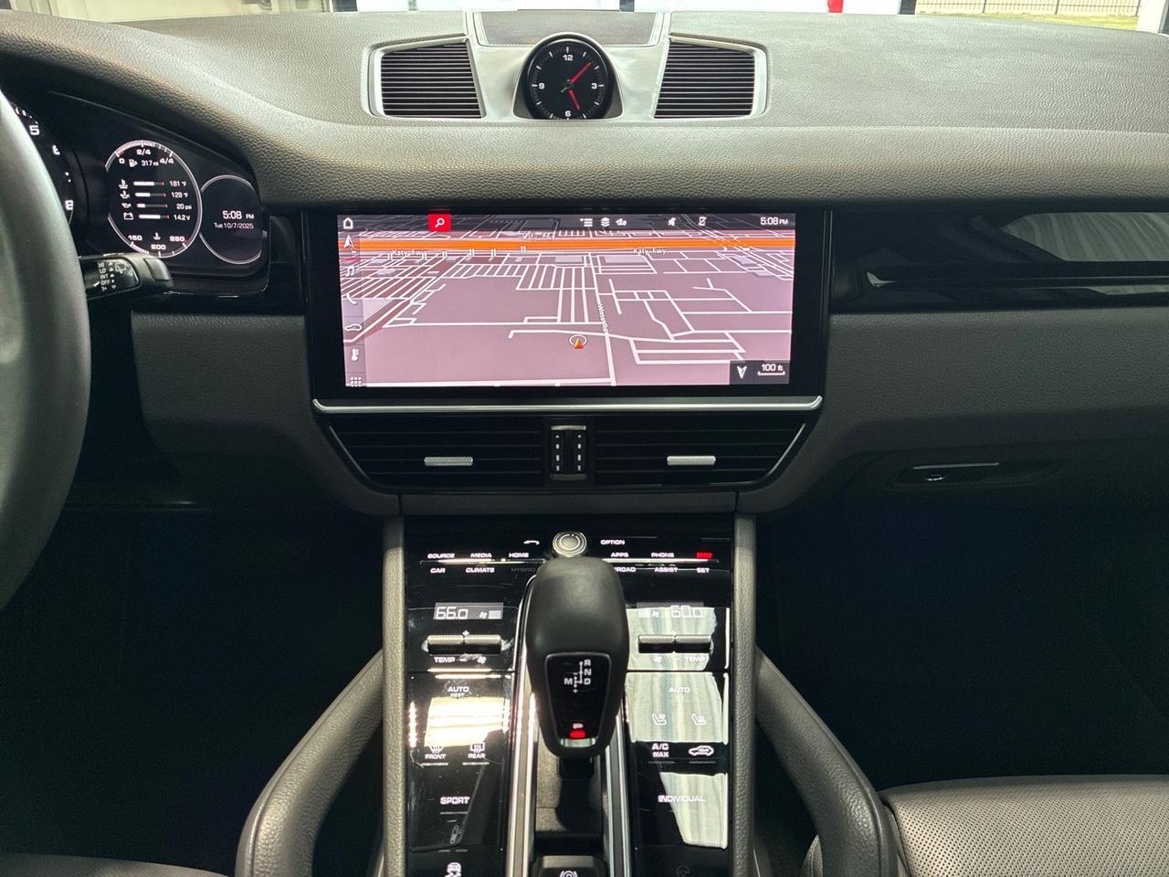 2020 Porsche Cayenne Premium Pkg Plus, Heated Steering Wheel, 21in RS Spyder Wheels, Trailer Hitch Houston TX