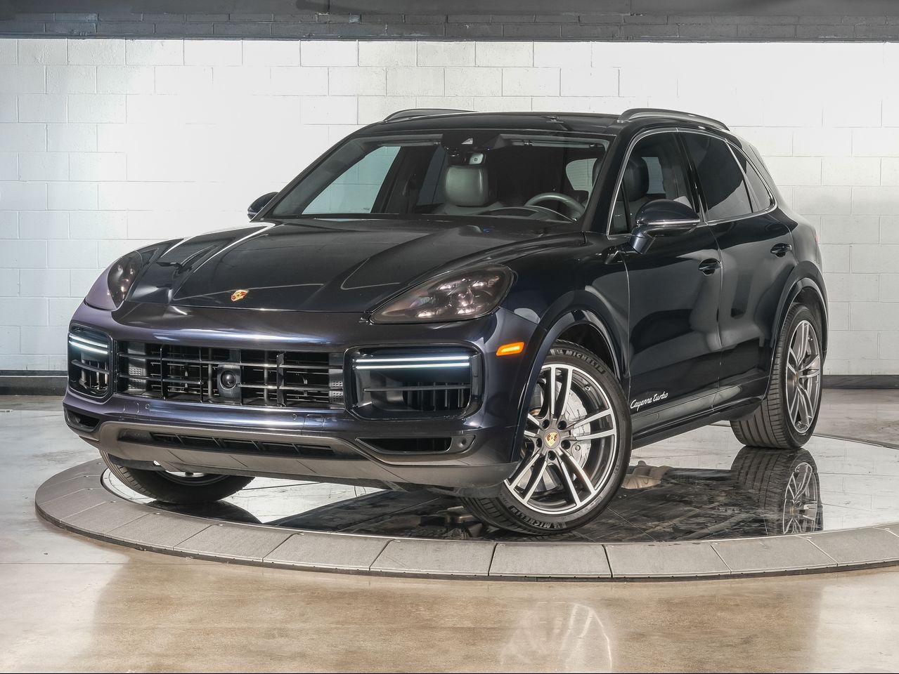 2024 Porsche Cayenne Coupe S photo 4