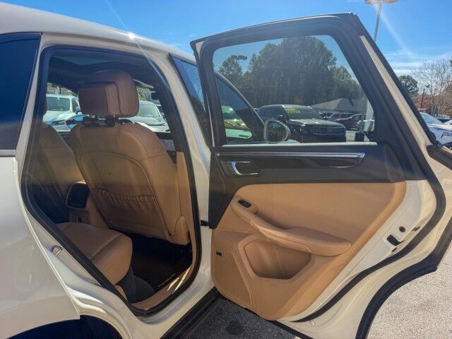 2020 Porsche Macan Conover NC