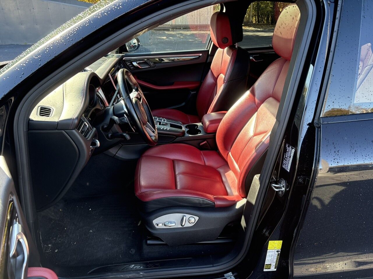 2020 Porsche Macan Fitchburg MA