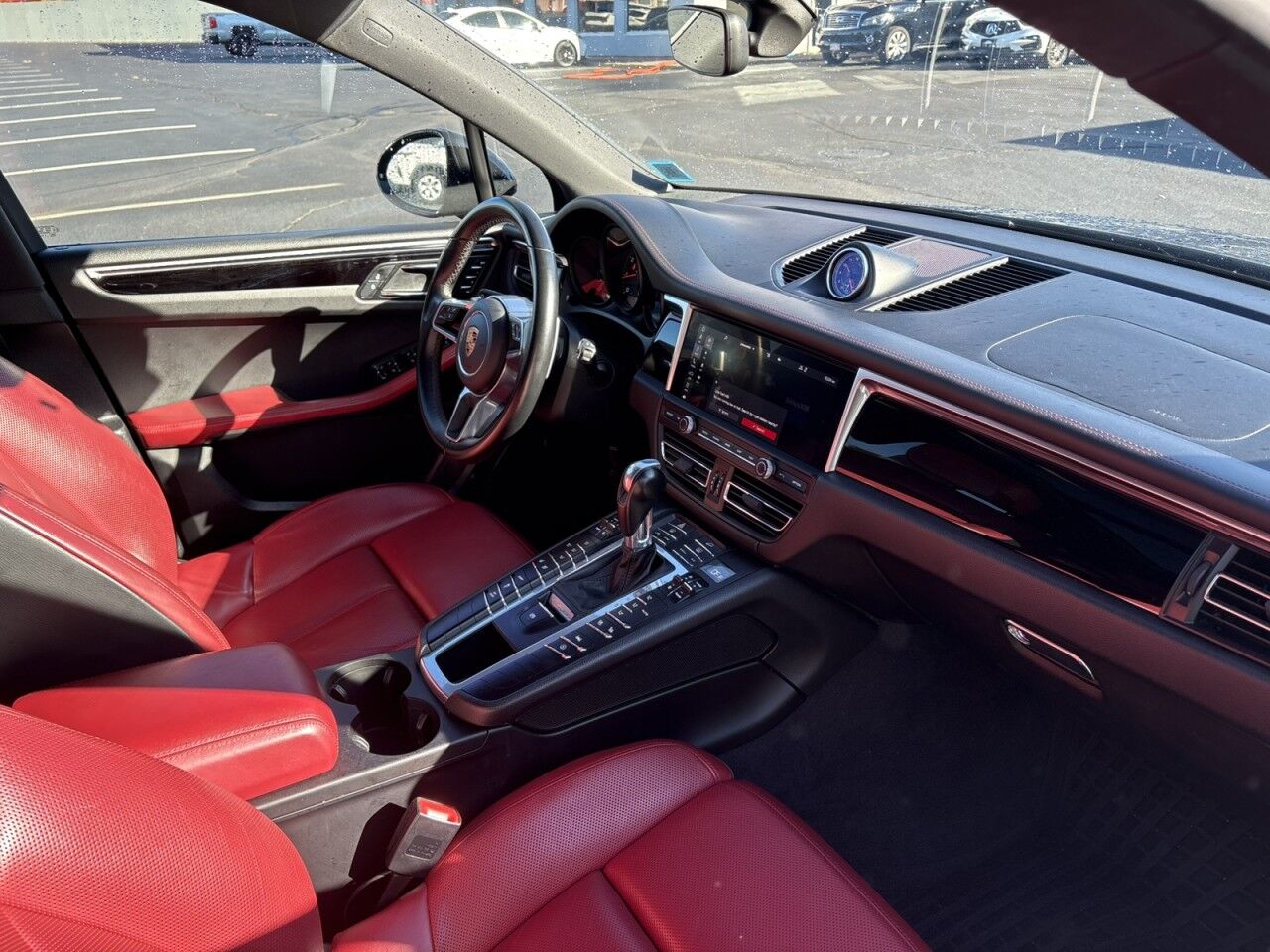 2020 Porsche Macan Fitchburg MA