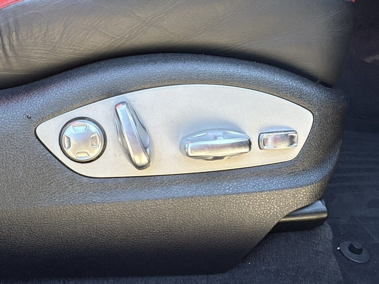 2020 Porsche Macan Fitchburg MA