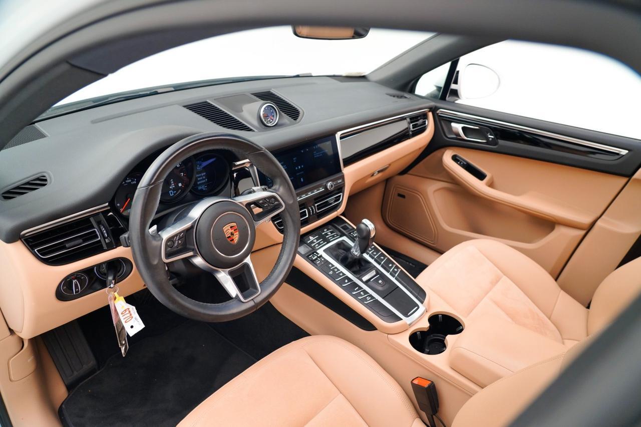 2020 Porsche Macan photo 4
