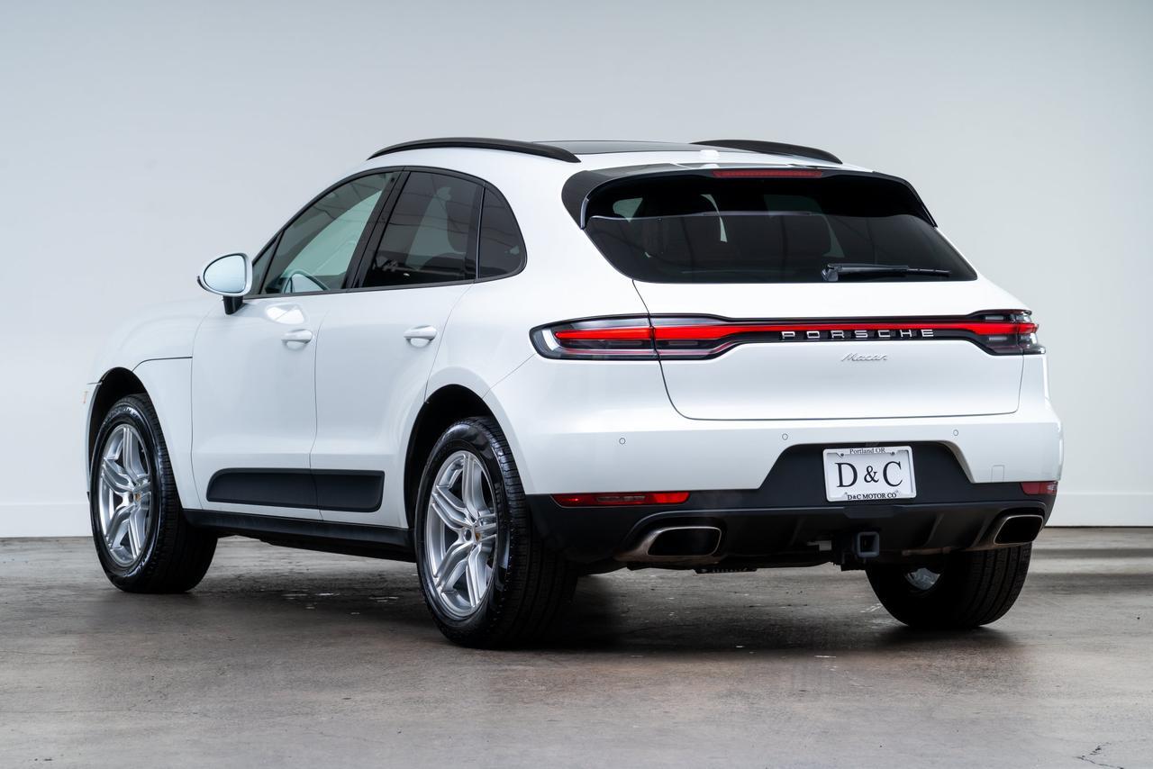 2020 Porsche Macan 1 Owner / Premium Package Plus Portland OR