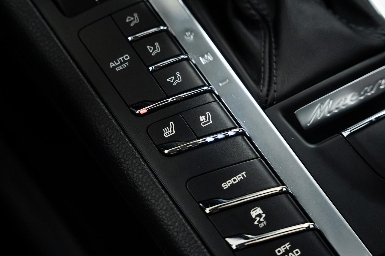 2020 Porsche Macan 1 Owner Vented Seats Premium Package Plus Portland OR