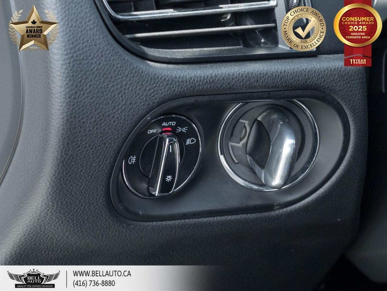 2020 Porsche Macan AWD | NAVI | PANO | BACKUPCAM | ONSTAR | POWERSEATS | SATELLITERADIO Toronto ON