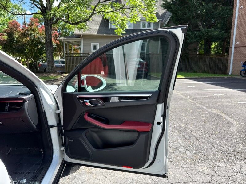 2020 Porsche Macan AWD Arlington VA