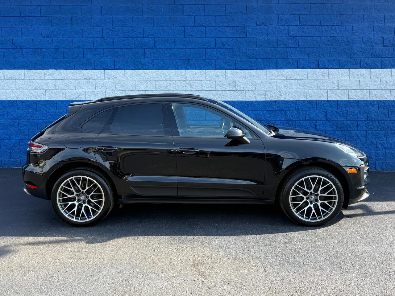 2020 Porsche Macan Base