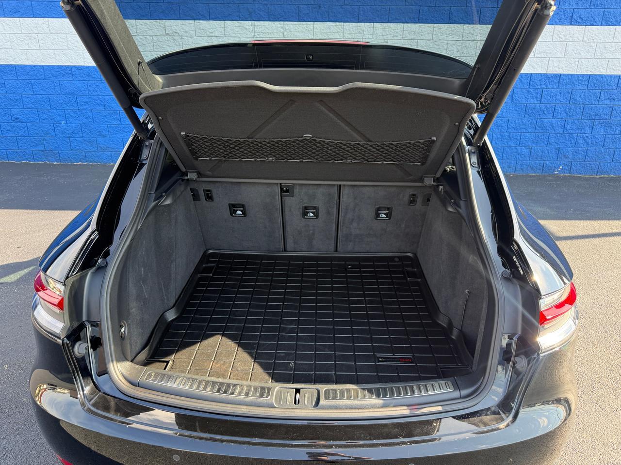 2020 Porsche Macan Base Connellsville PA
