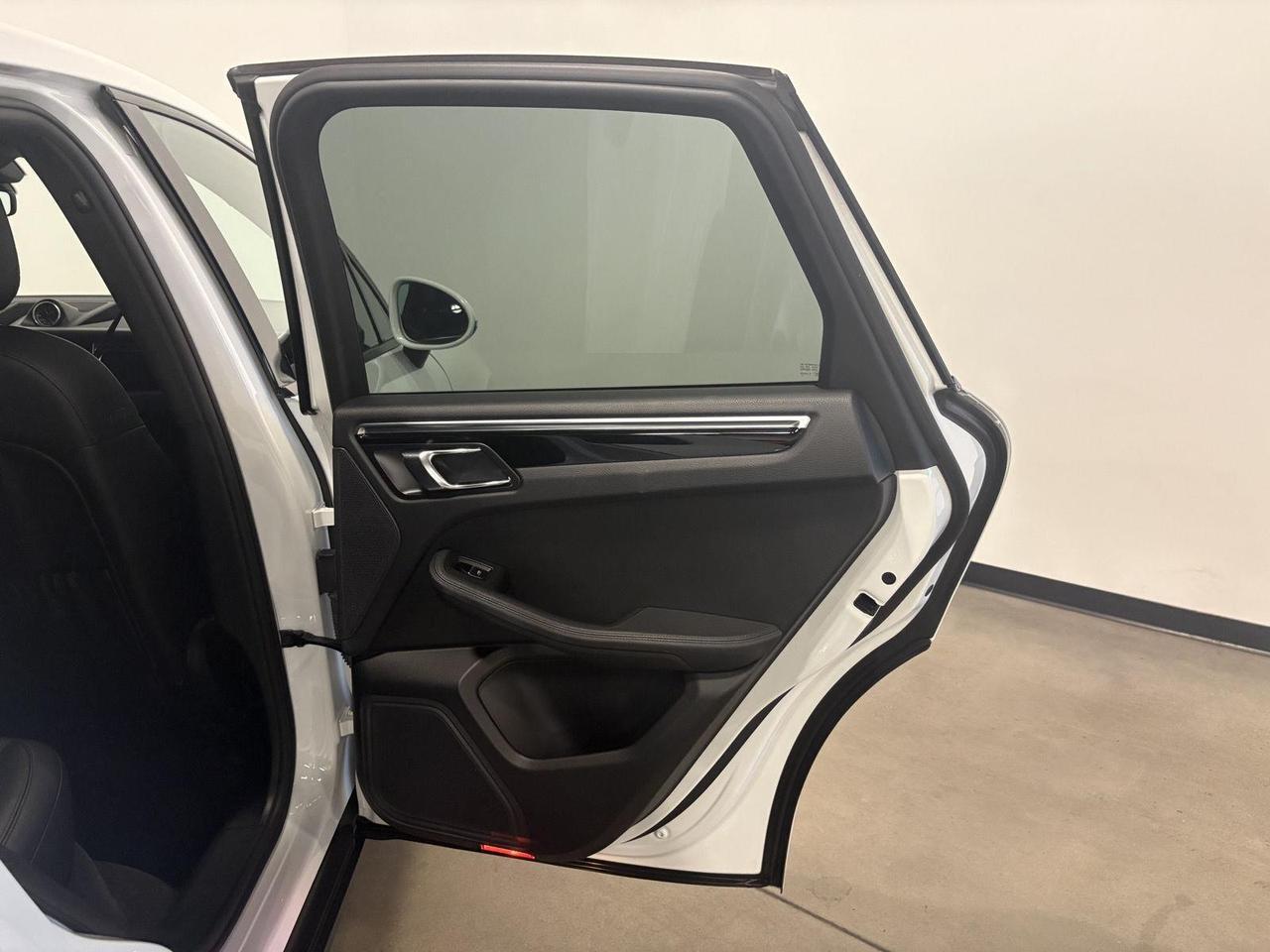 2020 Porsche Macan Base Parker CO