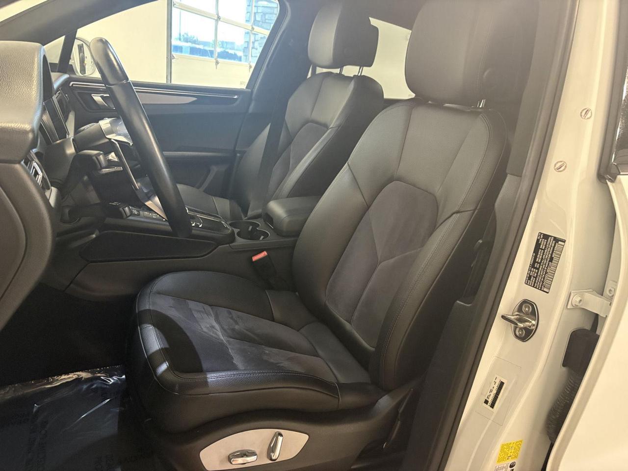 2020 Porsche Macan Base Parker CO