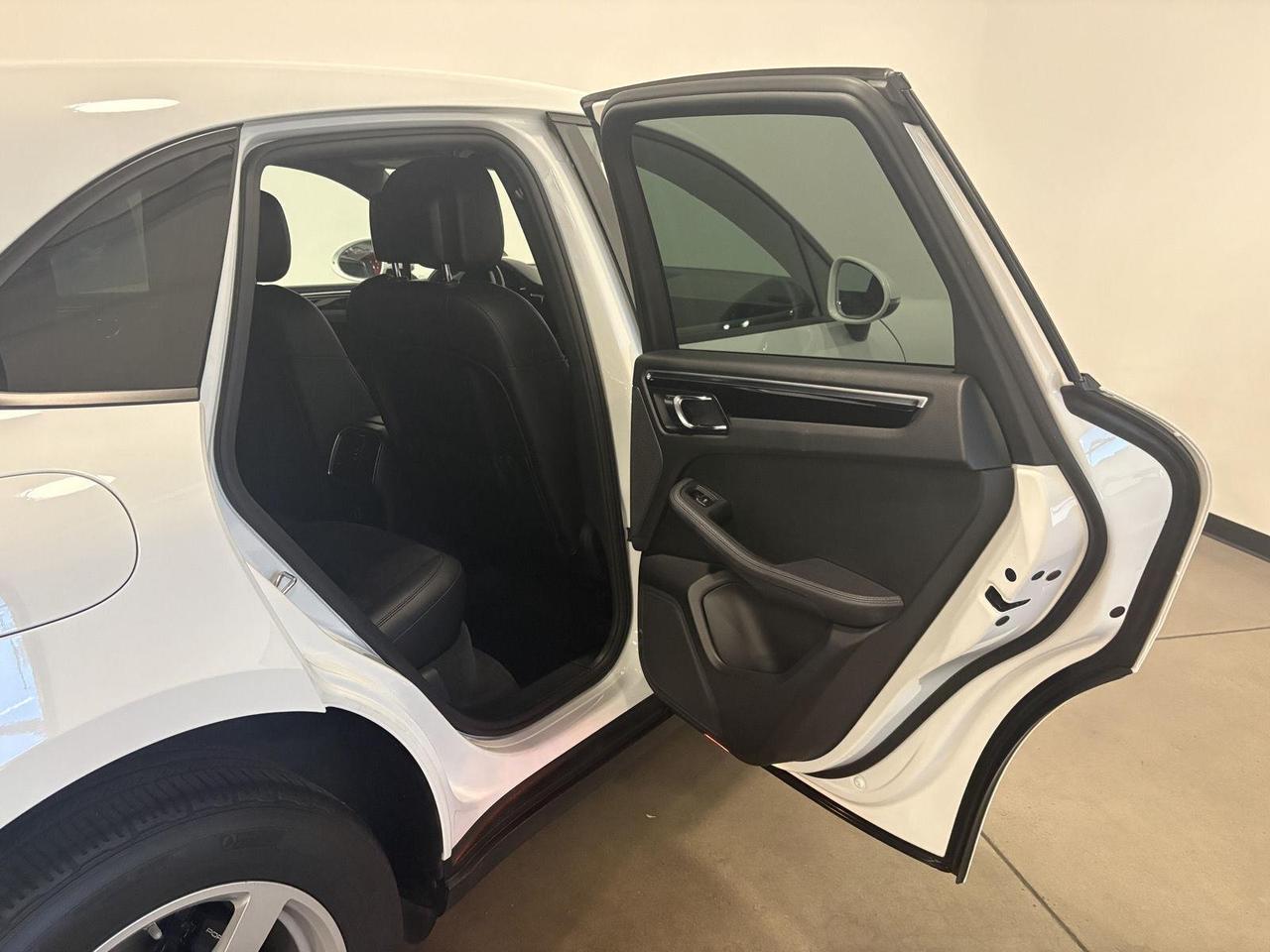 2020 Porsche Macan Base Parker CO
