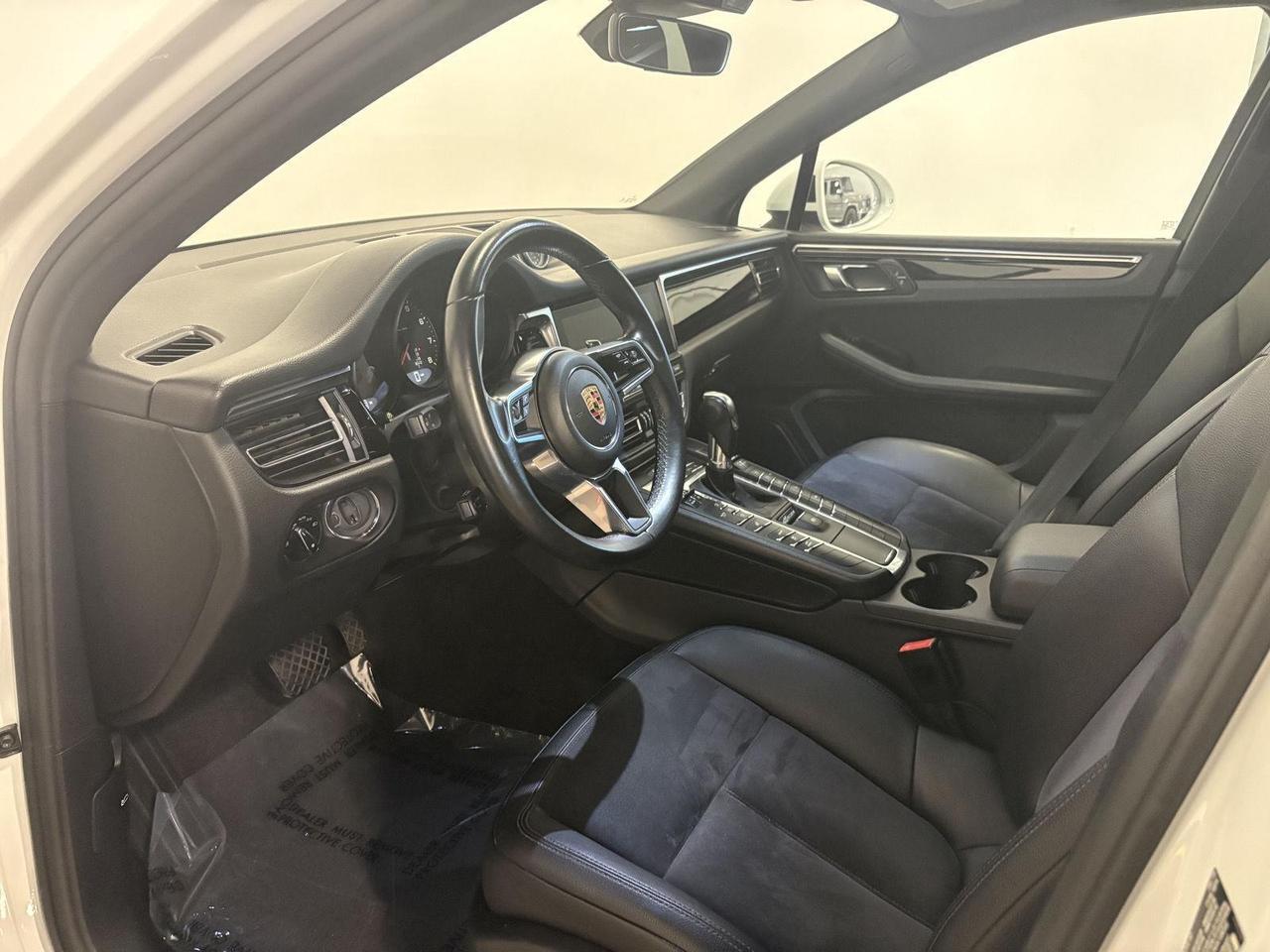 2020 Porsche Macan Base Parker CO