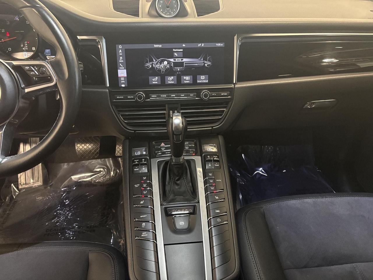 2020 Porsche Macan Base Parker CO