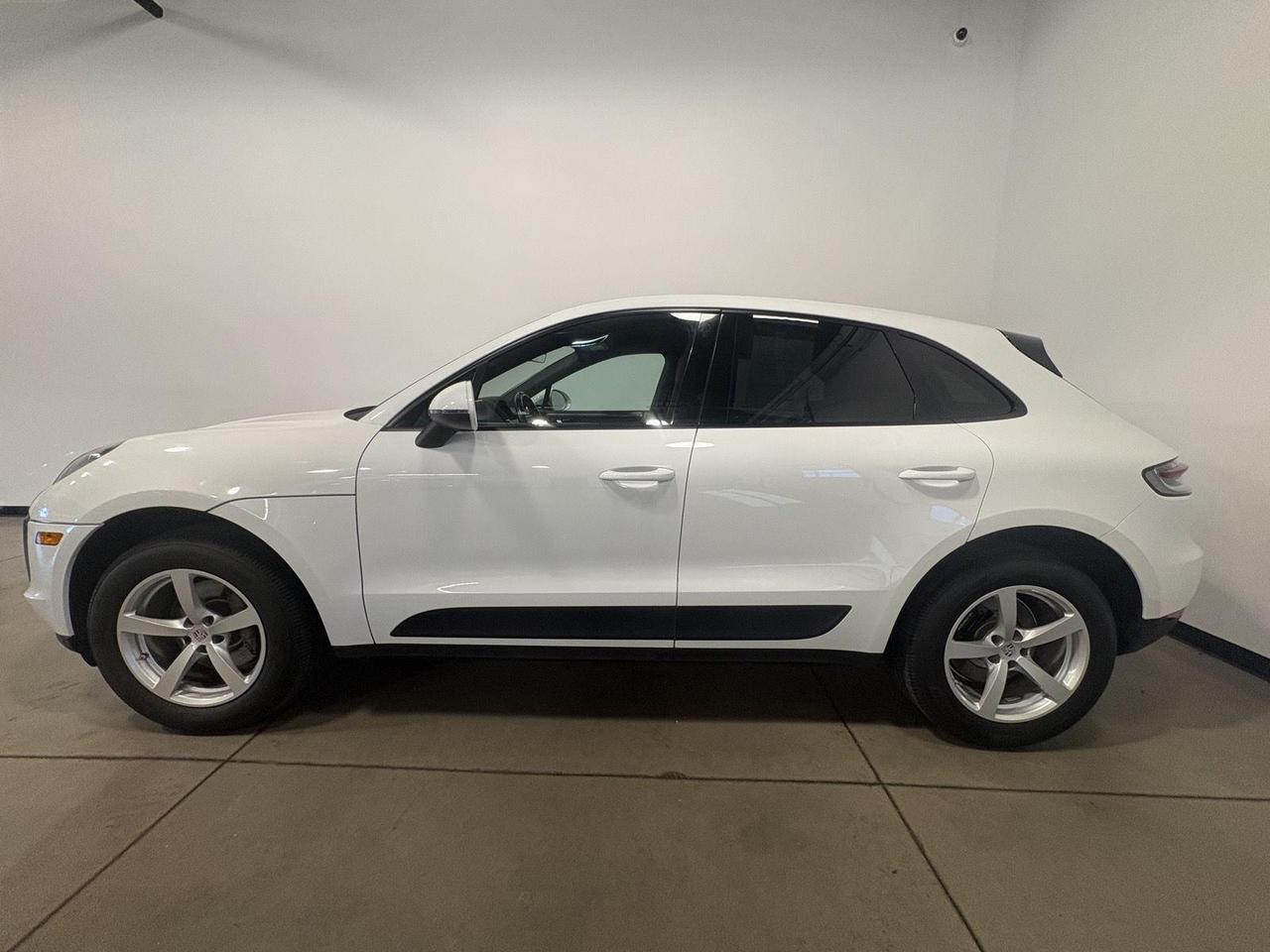 2020 Porsche Macan Base Parker CO