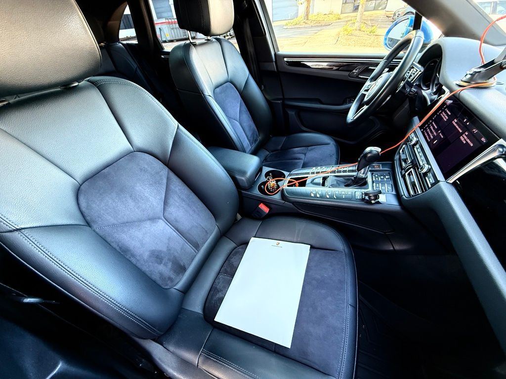 2020 Porsche Macan Base Tigard OR