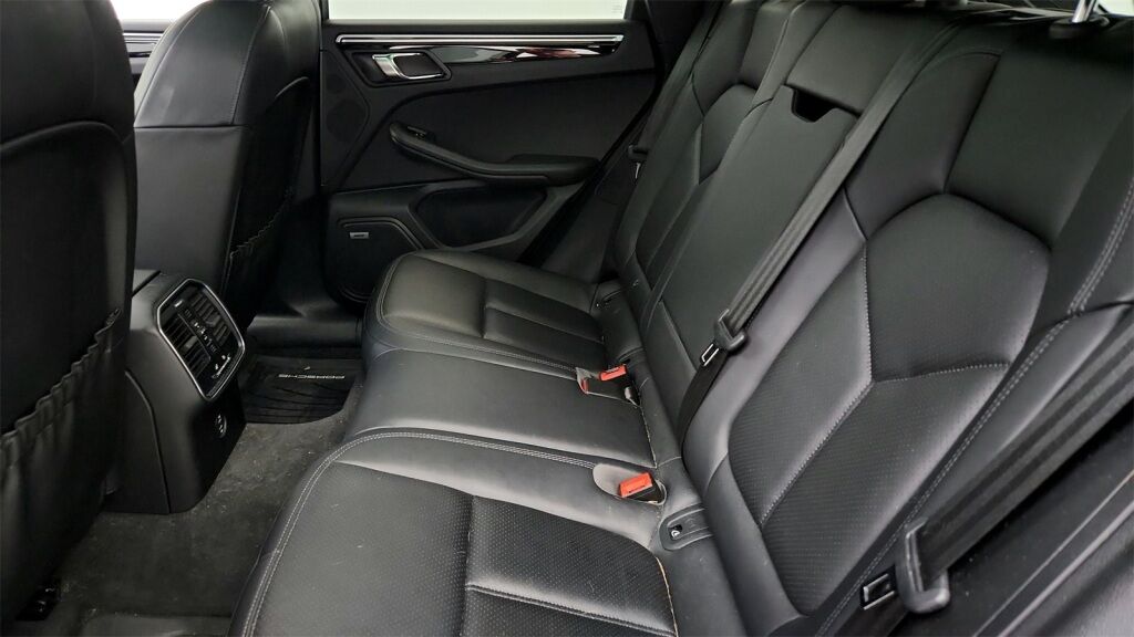 2020 Porsche Macan Base Laurel MD