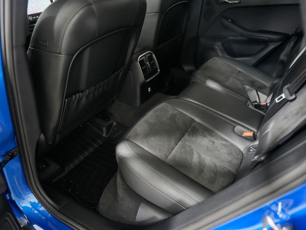 2020 Porsche Macan Panoramic Roof Tigard OR