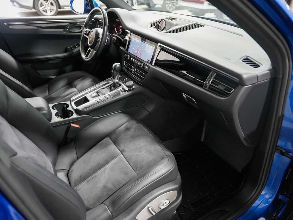 2020 Porsche Macan Panoramic Roof Tigard OR