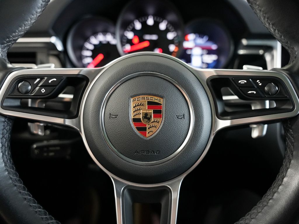 2020 Porsche Macan Panoramic Roof Tigard OR